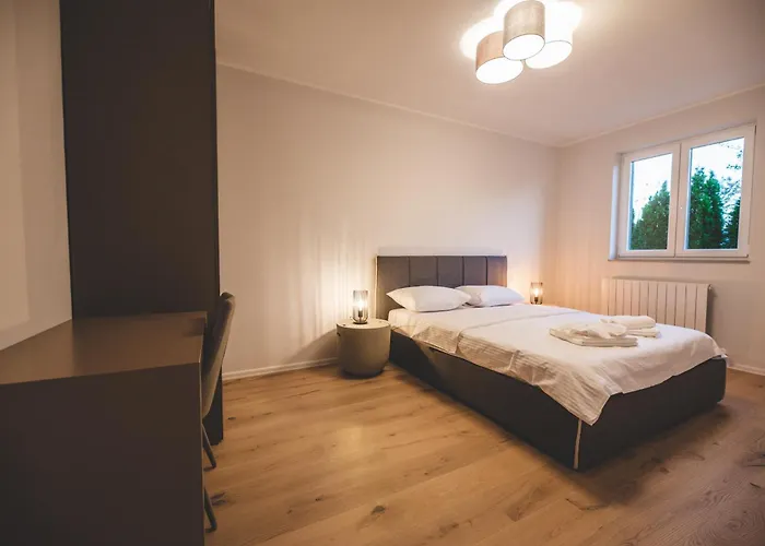 Visore - Renea Apartment